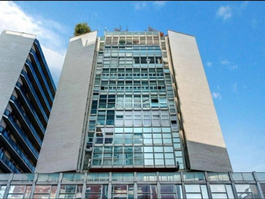 Sky View -Porta Nuova- Appartamento 2 Con Balcone Milano Ngoại thất bức ảnh